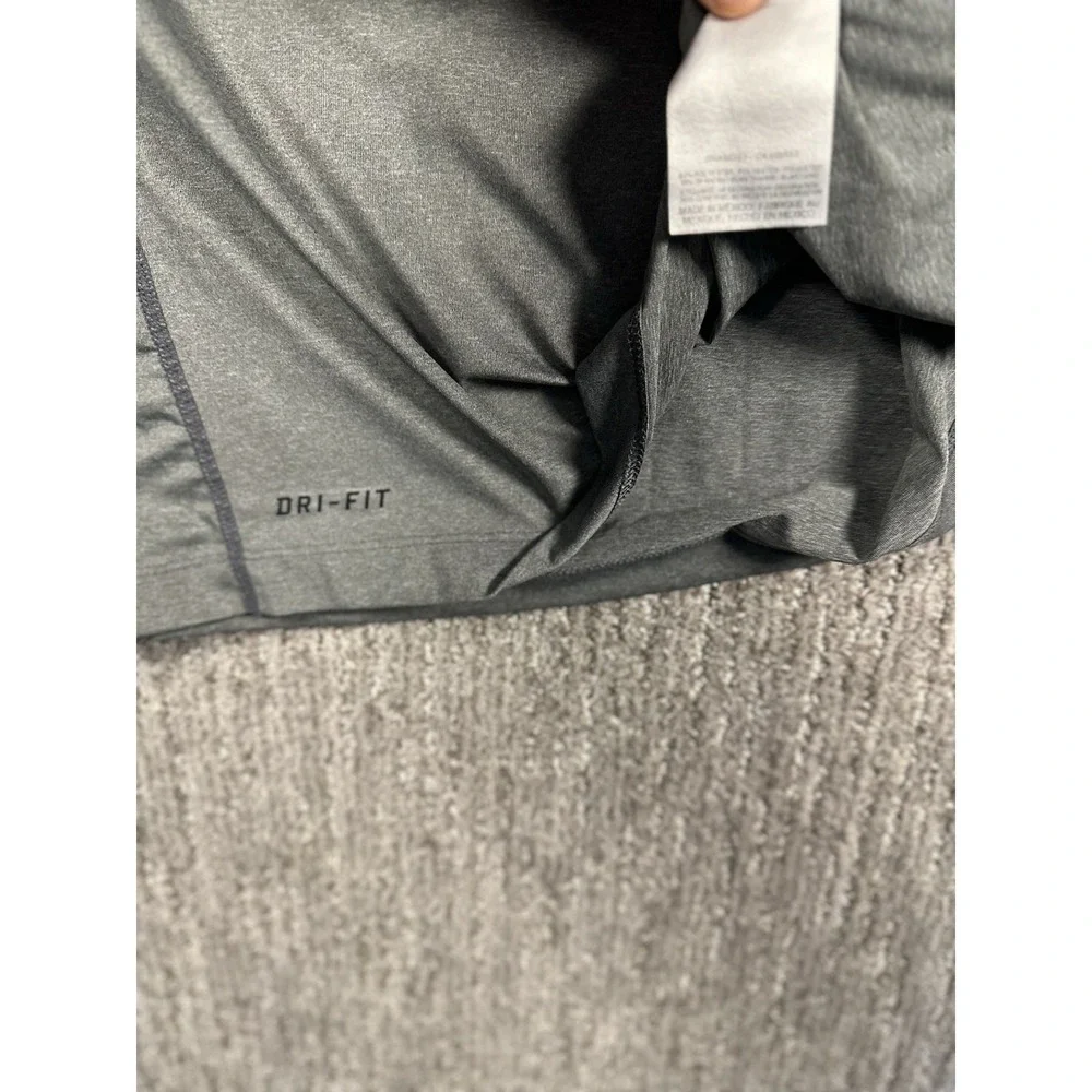 Nike product pair